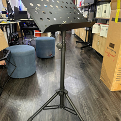 chan-de-nhac-jpt02-sach-nhac-laptop- ipad-may-tinh-bang-thong-audio-3